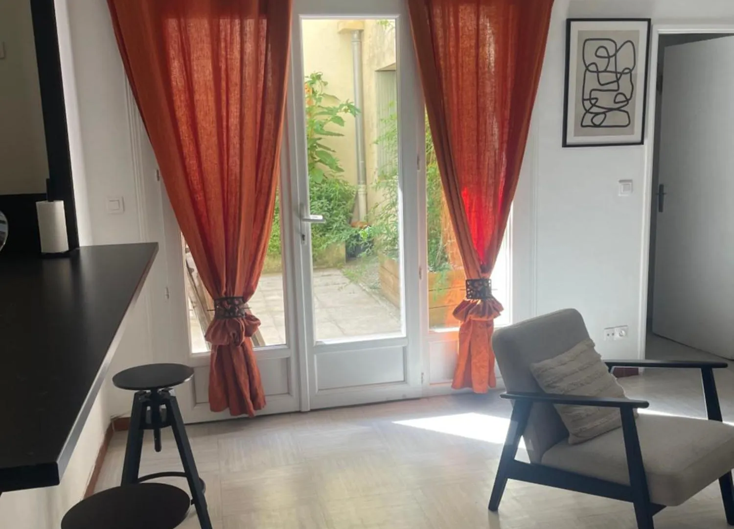 Appartement Intra Muros Avec Cour Privee Aviñón Francia